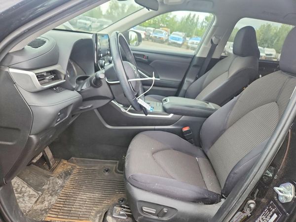 2020 TOYOTA HIGHLANDER LE