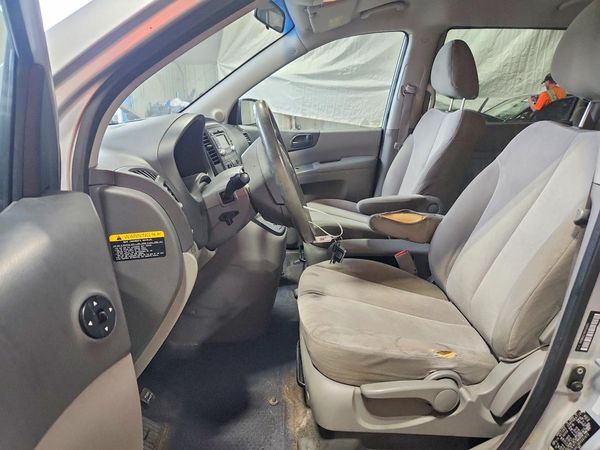 2014 KIA SEDONA