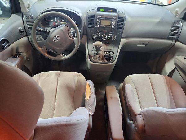 2014 KIA SEDONA
