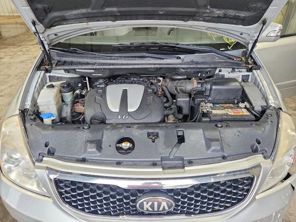 2014 KIA SEDONA