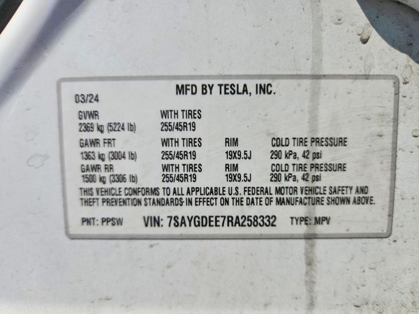 2024 TESLA MODEL Y