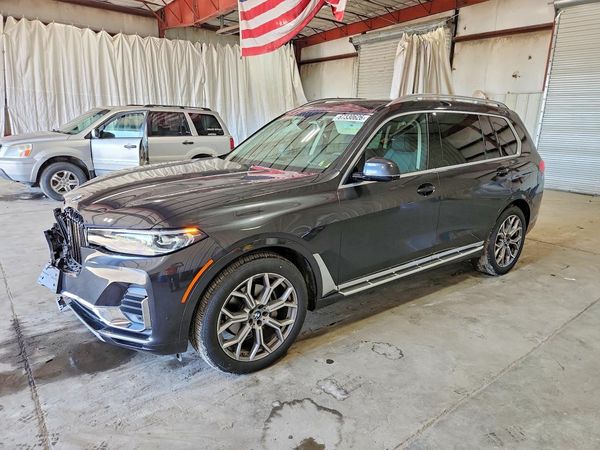 2021 BMW X7