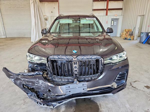 2021 BMW X7 xDrive40i