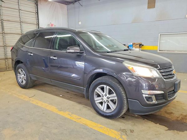 2015 CHEVROLET TRAVERSE 1LT — Passenger 3/4
