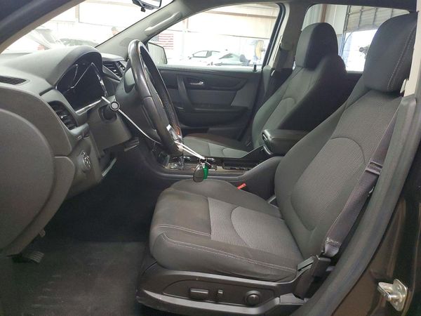 2015 CHEVROLET TRAVERSE 1LT — DENT