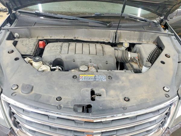 2015 CHEVROLET TRAVERSE 1LT — Engine bay