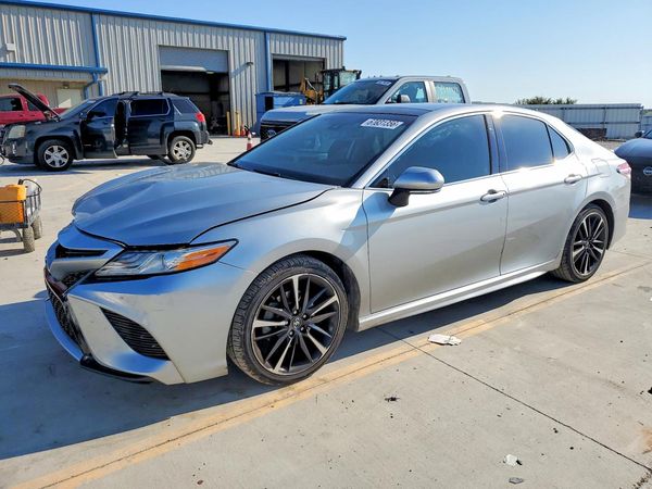 2020 TOYOTA CAMRY XSE