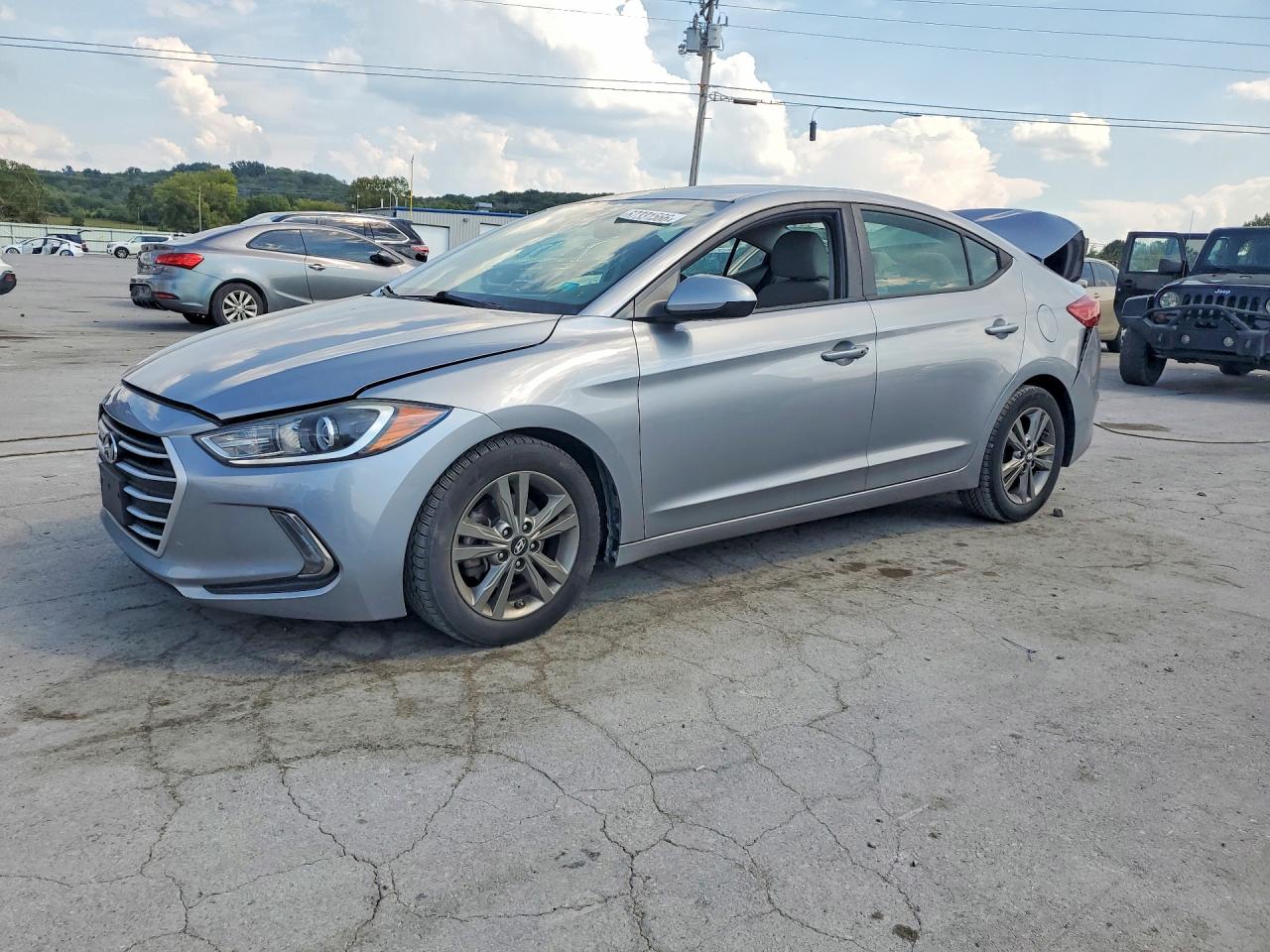 2017 HYUNDAI ELANTRA