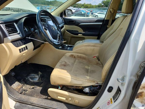 2015 TOYOTA HIGHLANDER