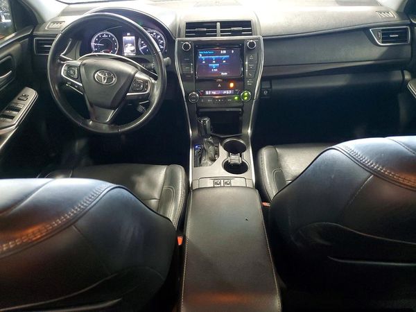 2016 TOYOTA CAMRY