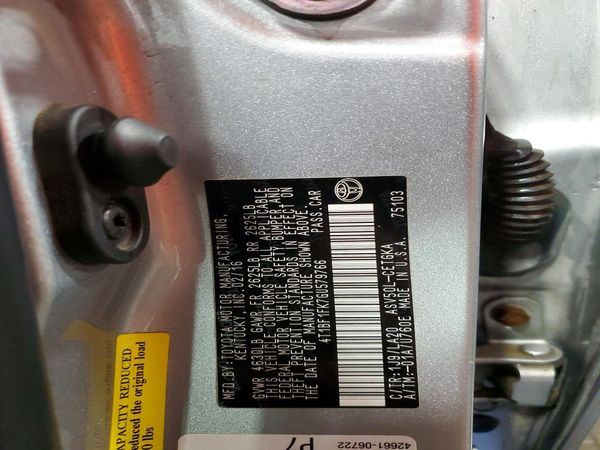 2016 TOYOTA CAMRY