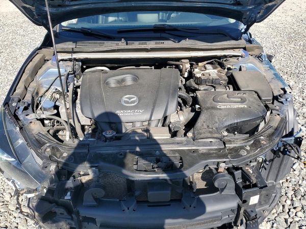 2018 MAZDA 3 Touring