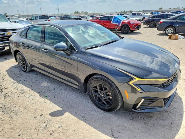 2026 KIA K5 LXS