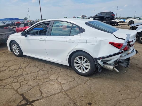 2025 TOYOTA CAMRY