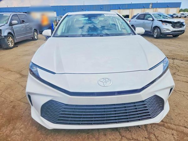 2025 TOYOTA CAMRY