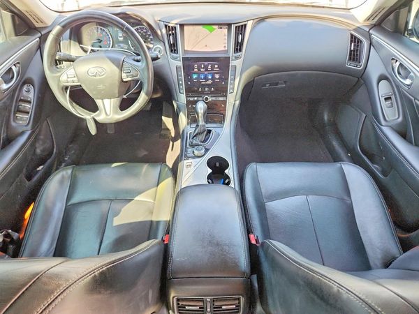 2015 INFINITI Q50