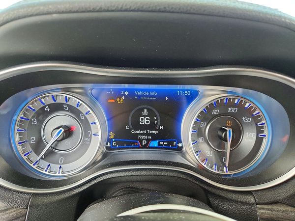 2021 CHRYSLER 300