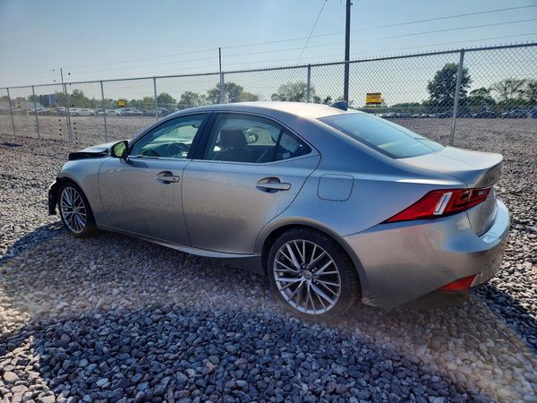 2015 LEXUS IS