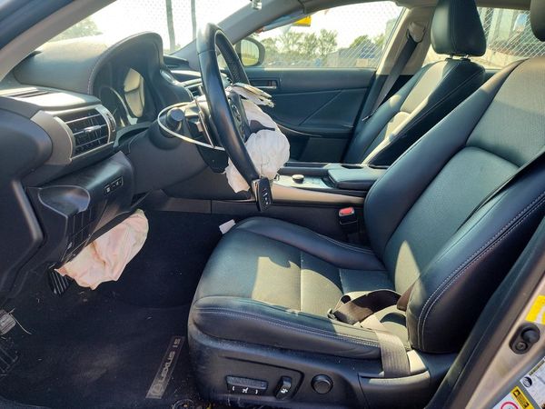 2015 LEXUS IS