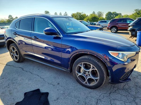2018 ALFA ROMEO STELVIO