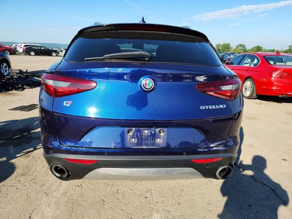 2018 ALFA ROMEO STELVIO