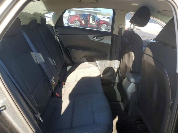 2021 KIA FORTE FE, LXS