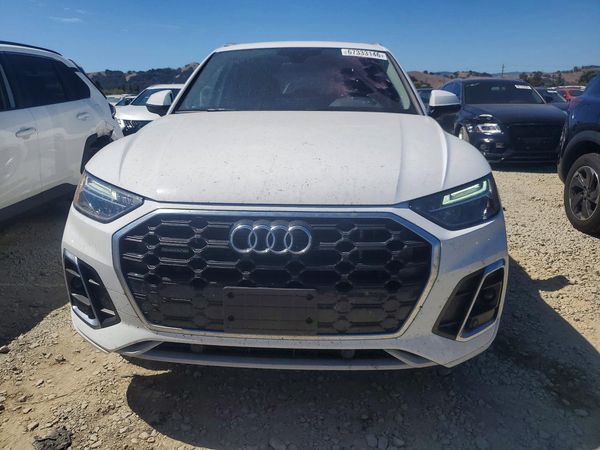 2024 AUDI Q5 E