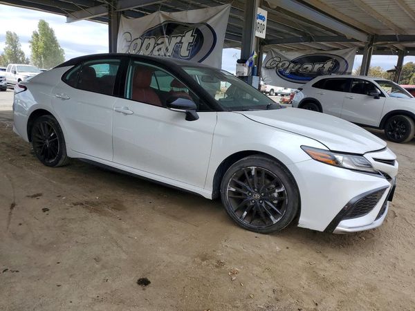 2021 TOYOTA CAMRY XSE