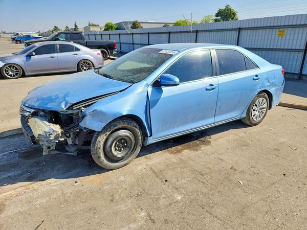 2013 TOYOTA CAMRY