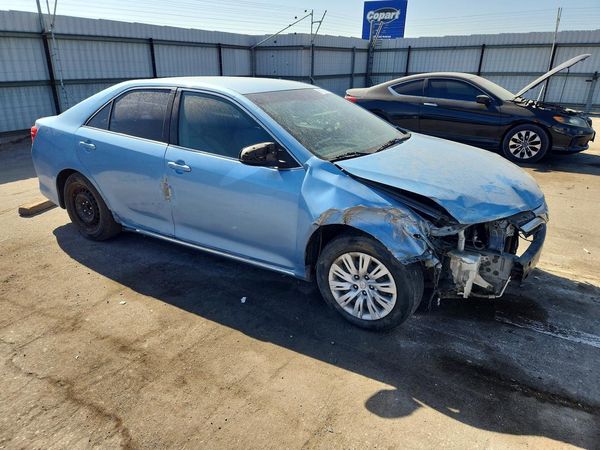 2013 TOYOTA CAMRY