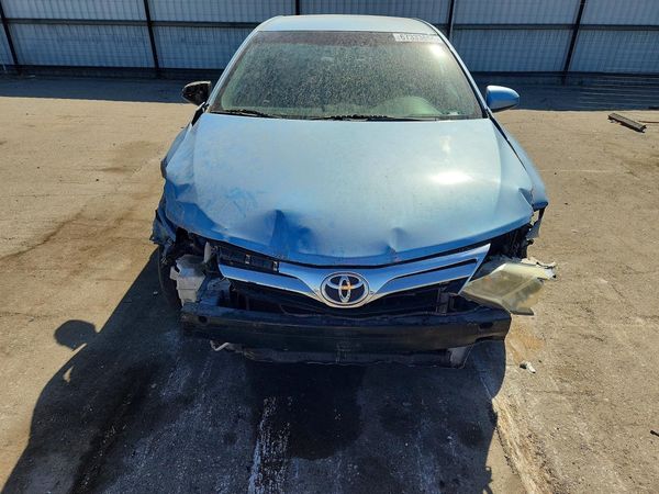 2013 TOYOTA CAMRY