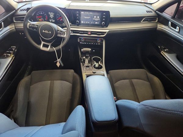 2022 KIA K5