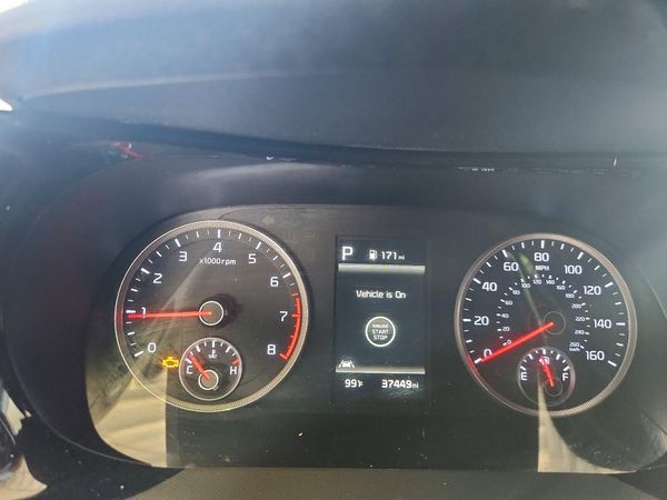 2022 KIA K5