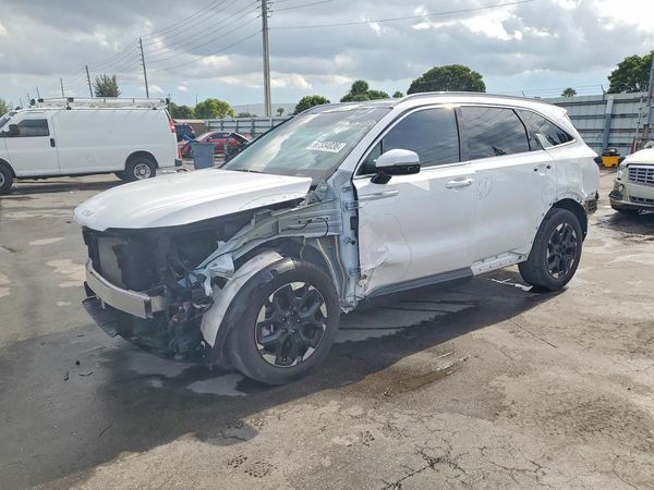 2025 KIA SORENTO