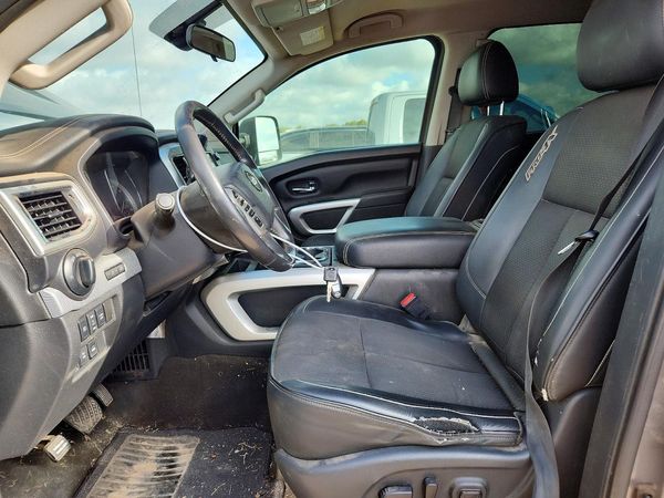 2018 NISSAN TITAN — DENT