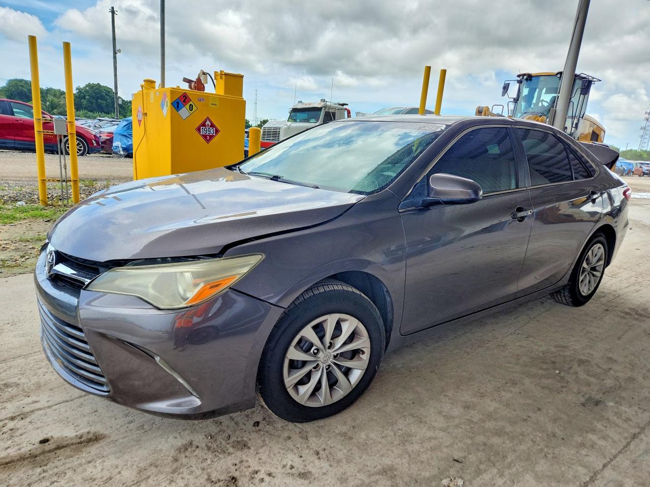 2015 TOYOTA CAMRY