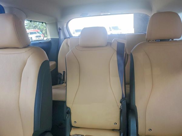 2024 KIA CARNIVAL