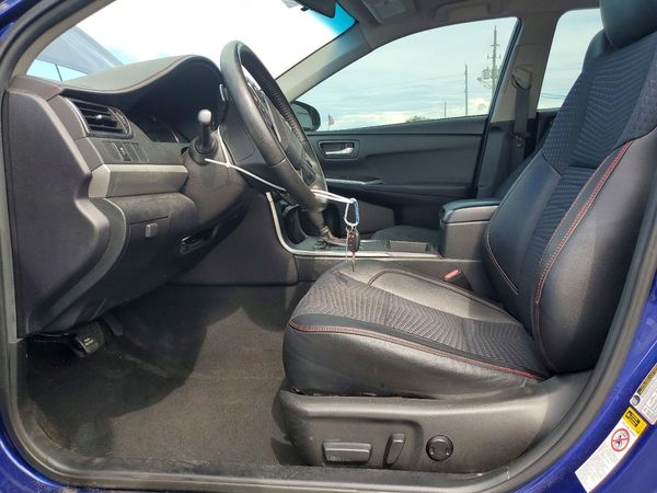 2015 TOYOTA CAMRY