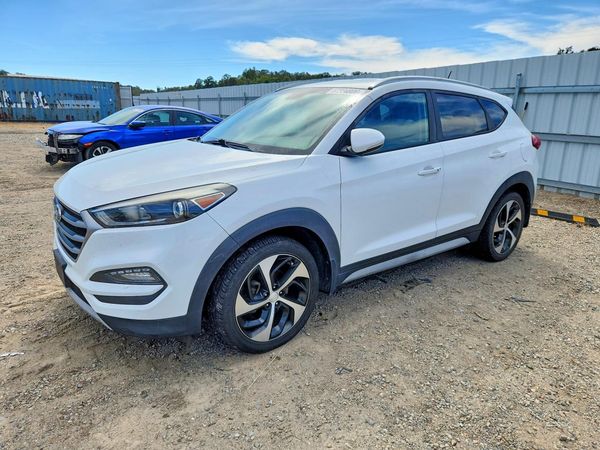 2017 HYUNDAI TUCSON