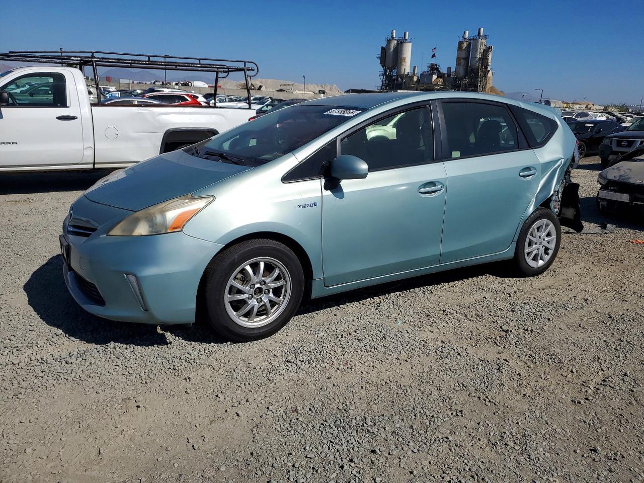 2013 TOYOTA PRIUS