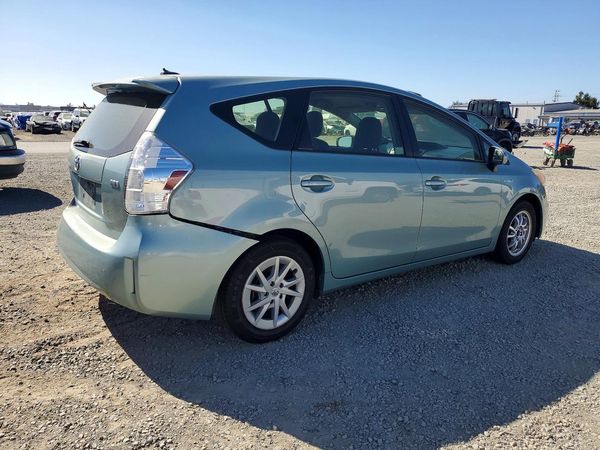 2013 TOYOTA PRIUS