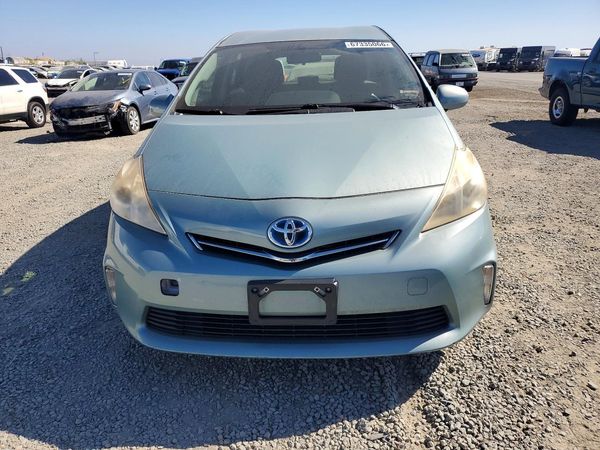 2013 TOYOTA PRIUS