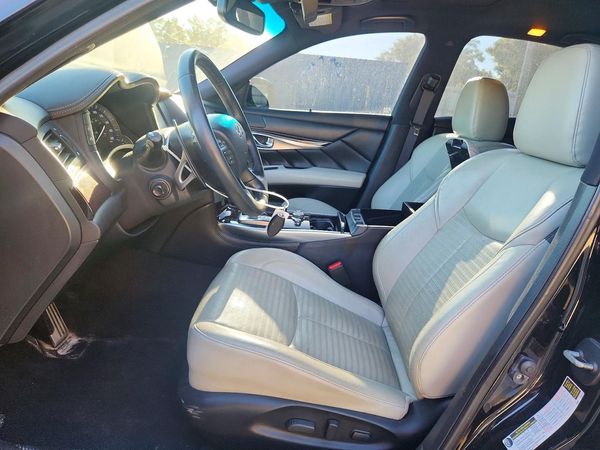 2015 INFINITI Q70