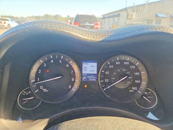 2015 INFINITI Q70