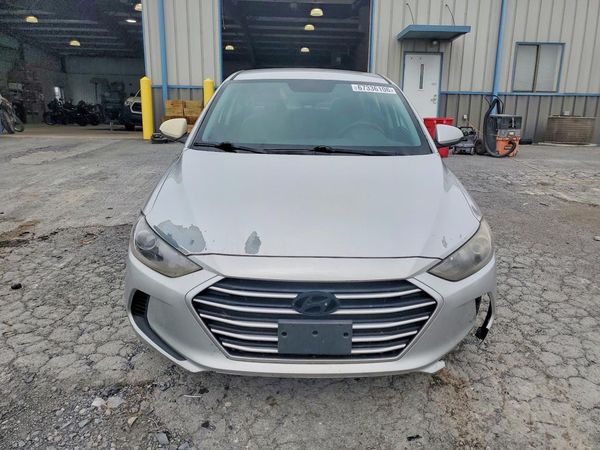 2017 HYUNDAI ELANTRA SE Base