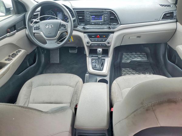 2017 HYUNDAI ELANTRA SE Base