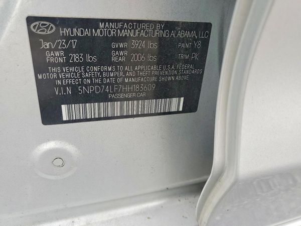2017 HYUNDAI ELANTRA SE Base