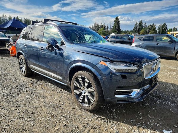 2025 VOLVO XC90