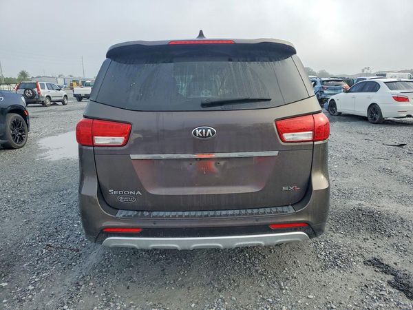 2017 KIA SEDONA