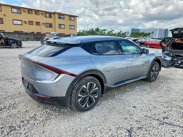 2022 KIA EV6